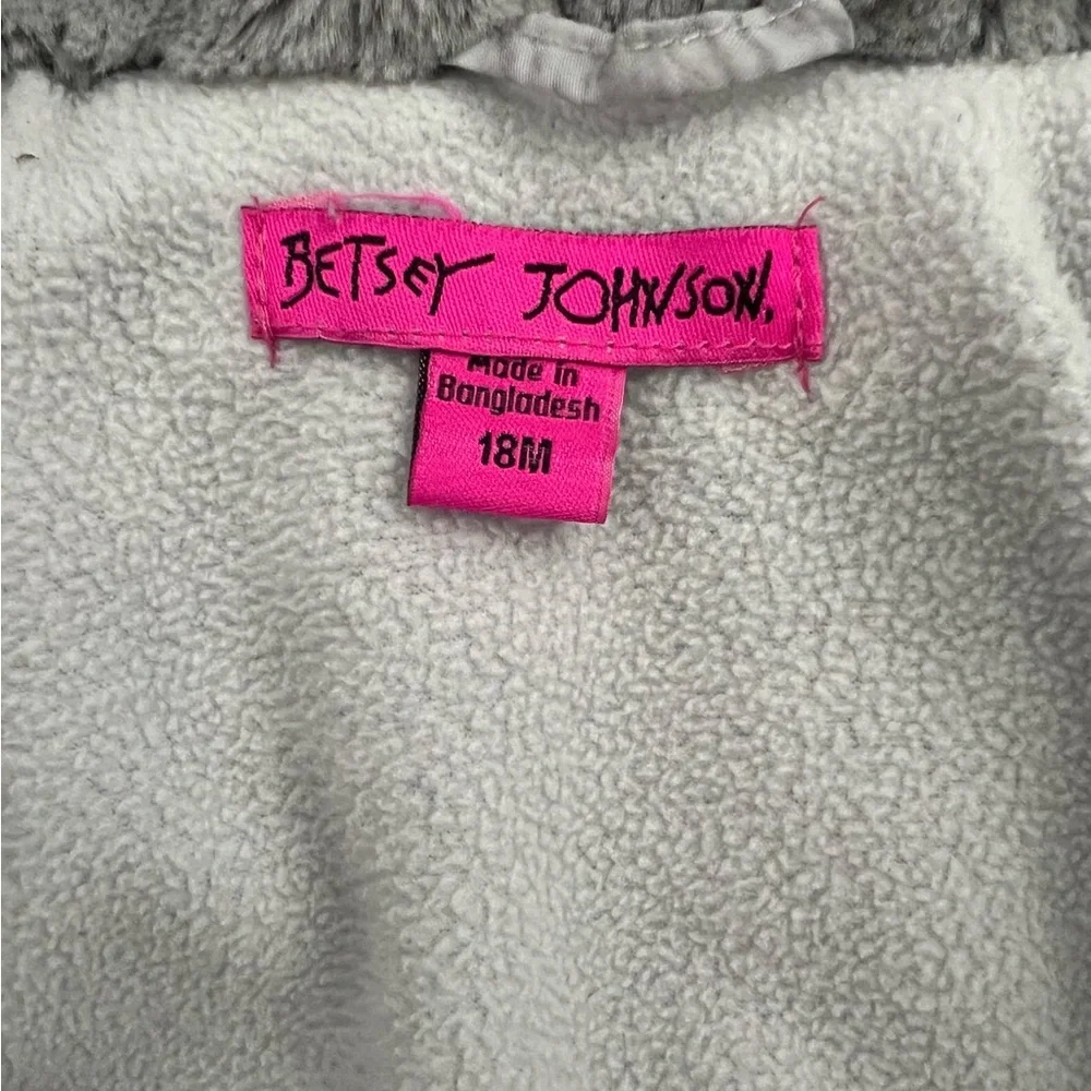 Betsey Johnson gray metallic